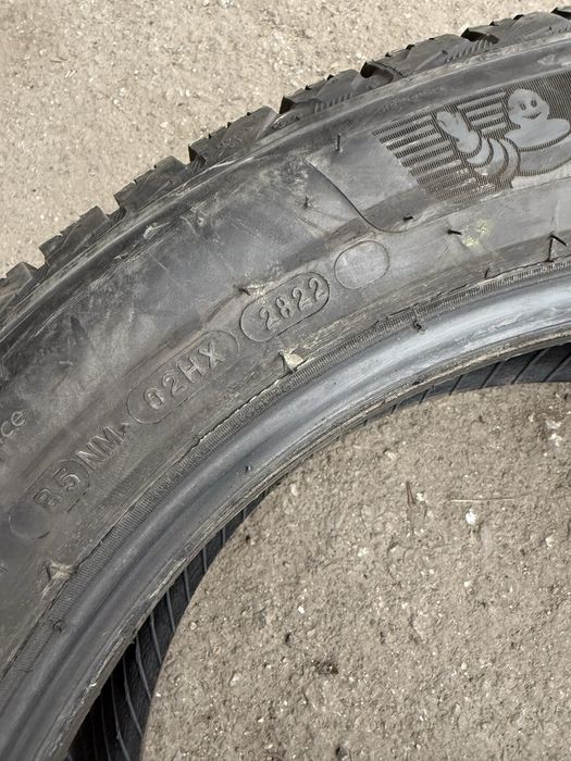 Зимняя резина 235/50/19 Michelin x-ice snow Suv