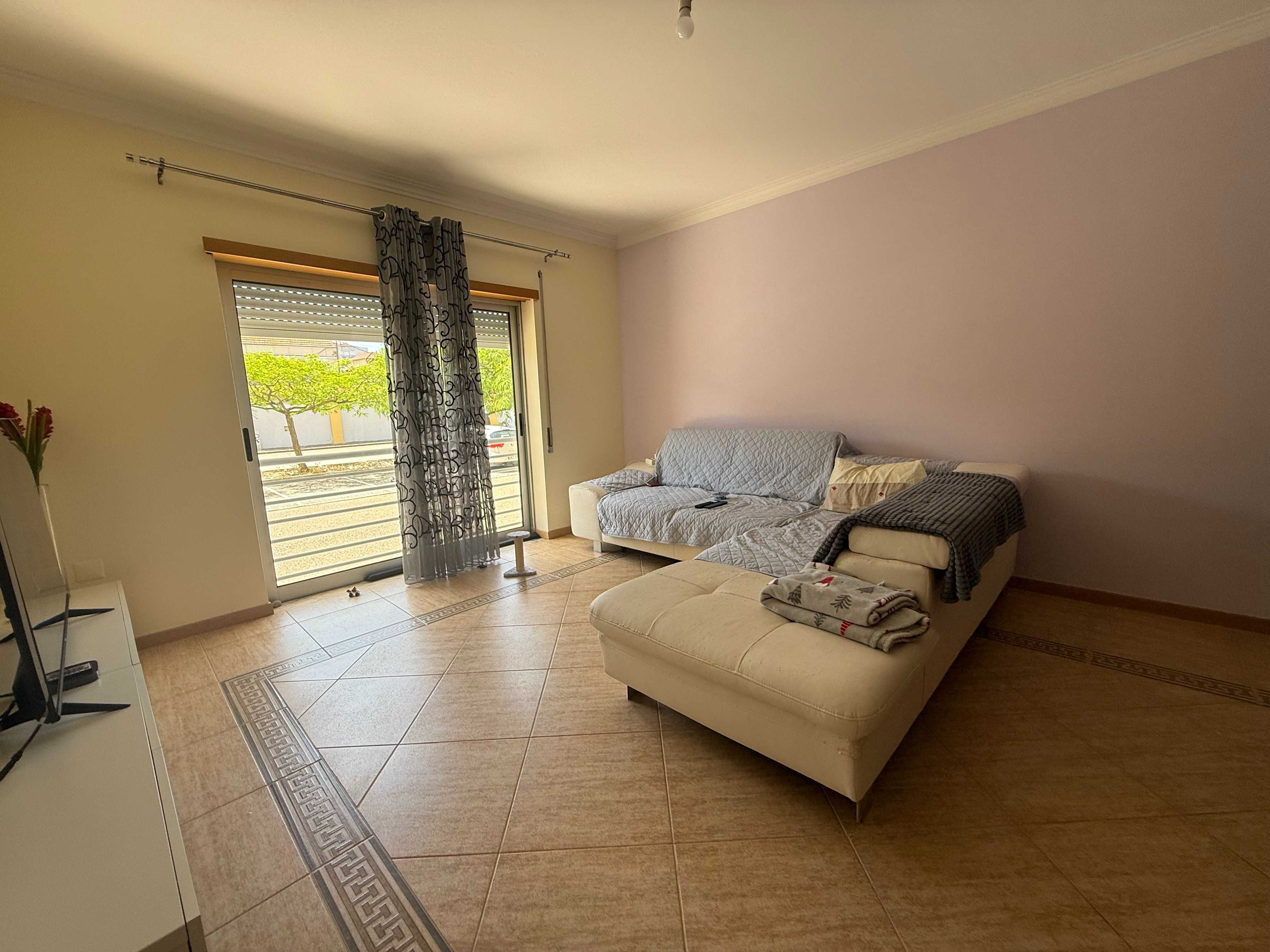 Chaise longue com cama - Reversível - Branco - Conforama - Usado