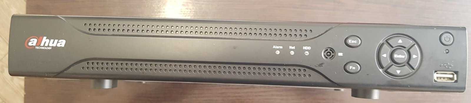 Відеореєстратор Dahua DH-DVR3104H