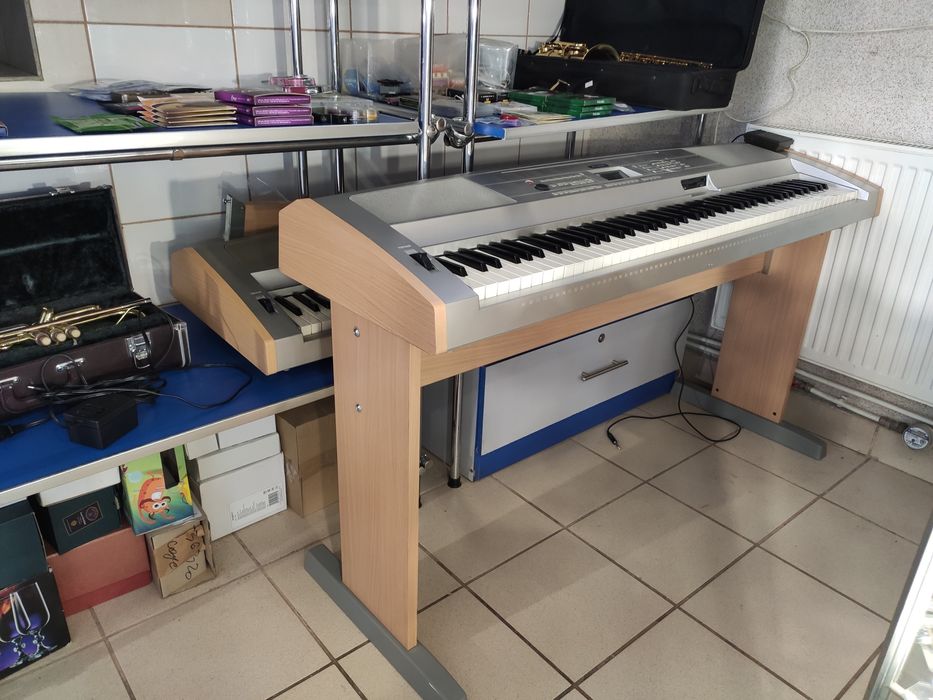 Продам YAMAHA DGX-500
