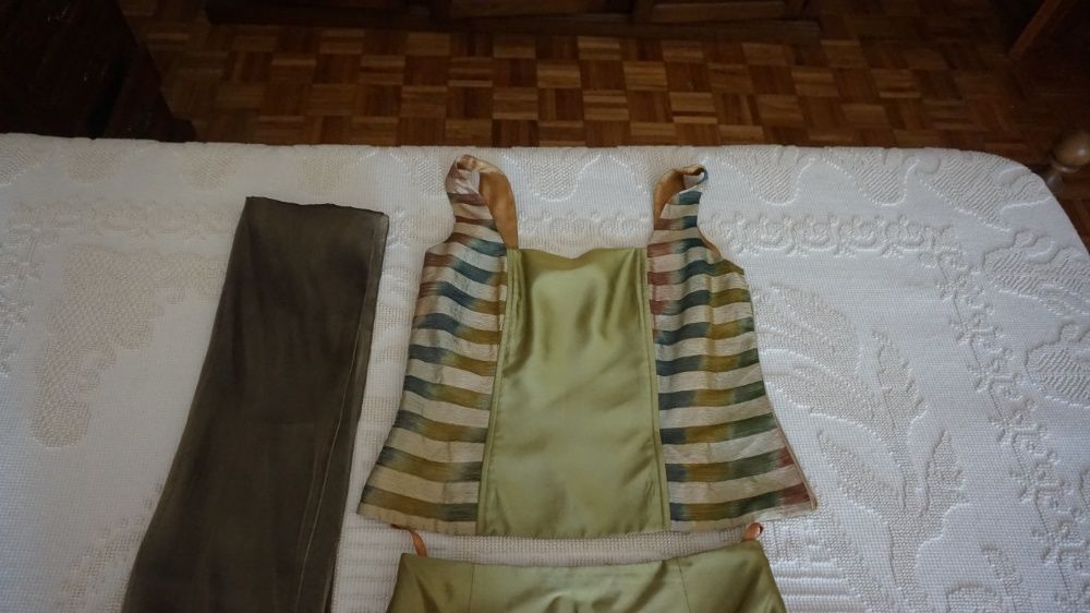 Conjunto top + saia Elisa Baía