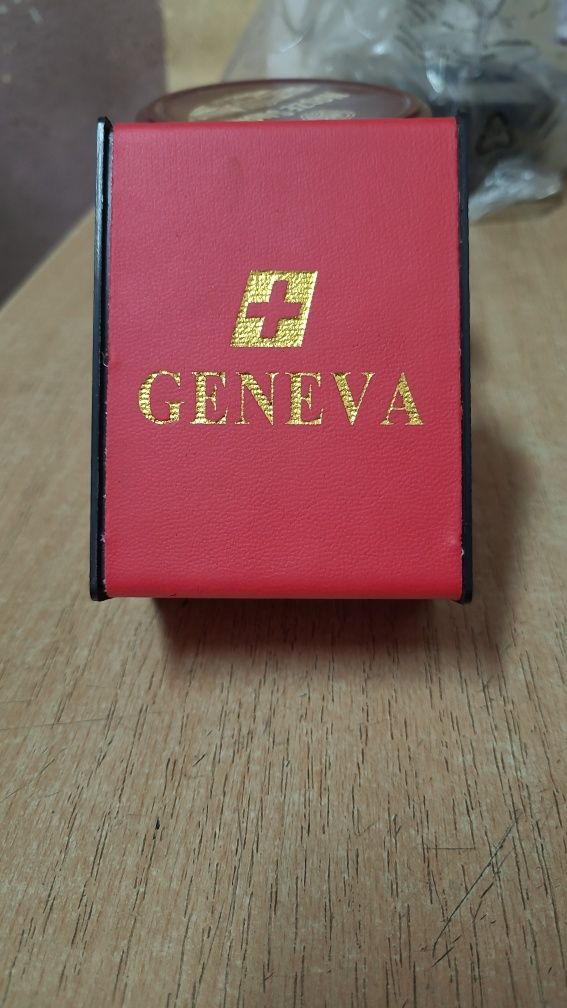 Zegarek męski w pudełku