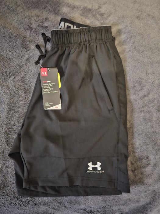 Szorty spodenki Under Armour czarne L