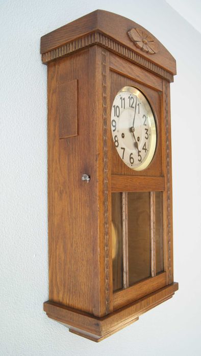 219 Zegar wiszący mechaniczny Junghans z 1922 roku antyk