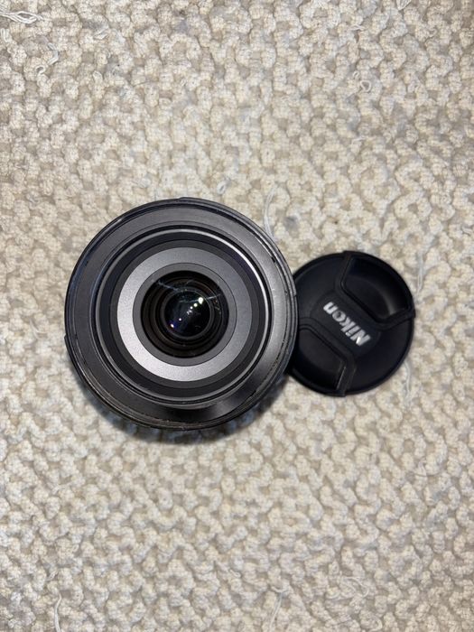 Objetiva Nikon AF-S Nikkor 28-300mm f/3.5-5.6G ED VR