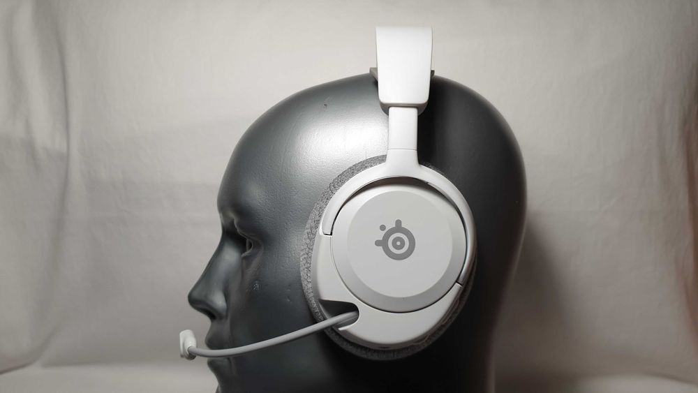 Słuchawki nauszne Steelseries Arctis Nova 1P- stan IDEALNY.