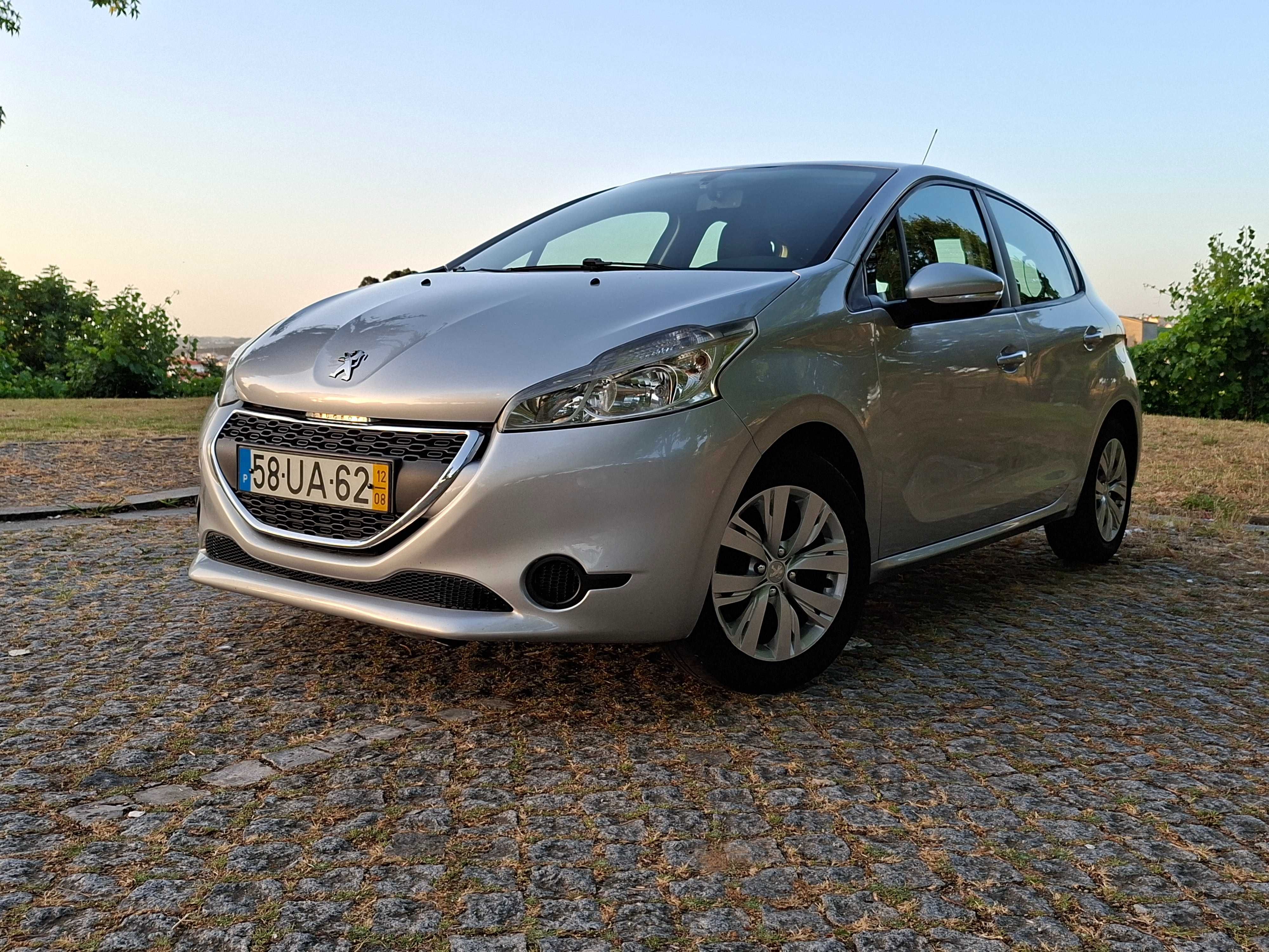 Peugeot 208 1.4 Hdi
