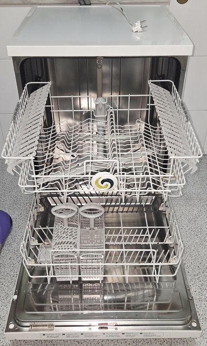 Máquina de lavar loiça FAGOR (100% funcional)