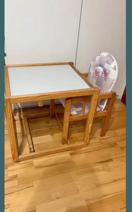 Stolik biurko i krzesełko dla dziecka  VOX