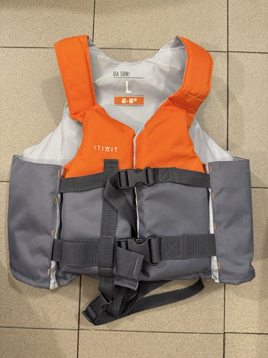 Kajak Itiwit 3 os w zwstawie wiosła Bravo i kamizelka.