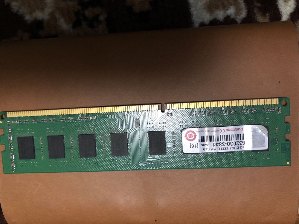 Оператівна память 4bg ddr3 2шт