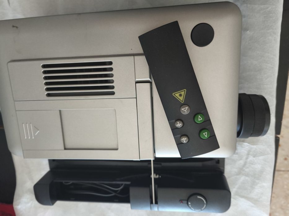 Projector slides Leica pradovit P600 IR