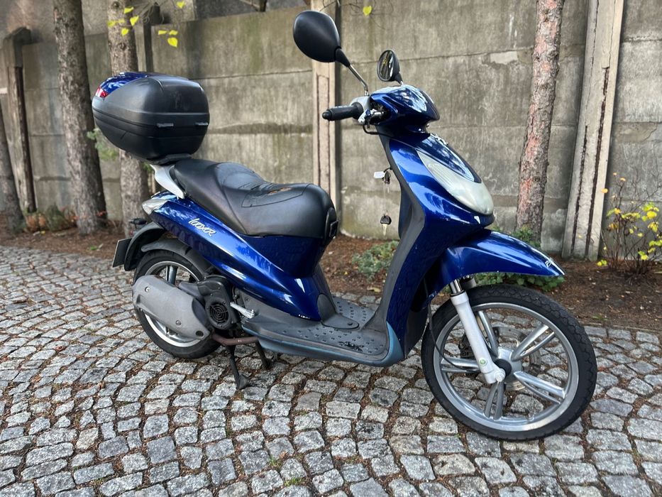 Peugeot Looxor 125, Kufer, Ładny skuter na dużych kolach