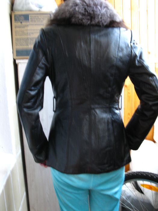 Натуральная Чернобурка Кожанная куртка утепленная мех кролика курточка