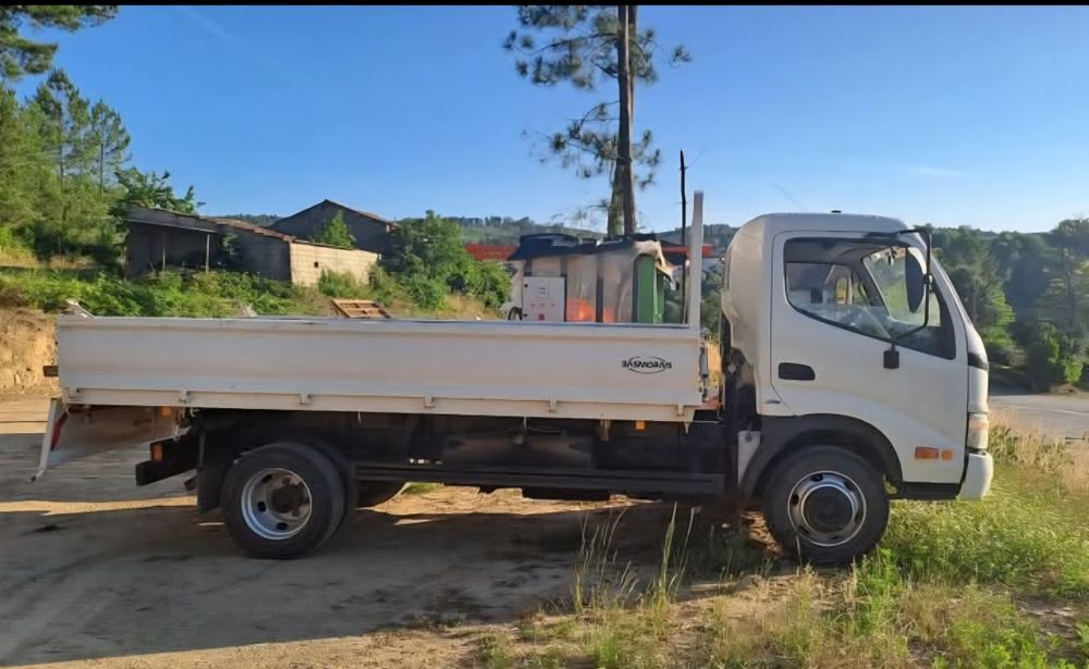 Toyota Dyna L (pesado)