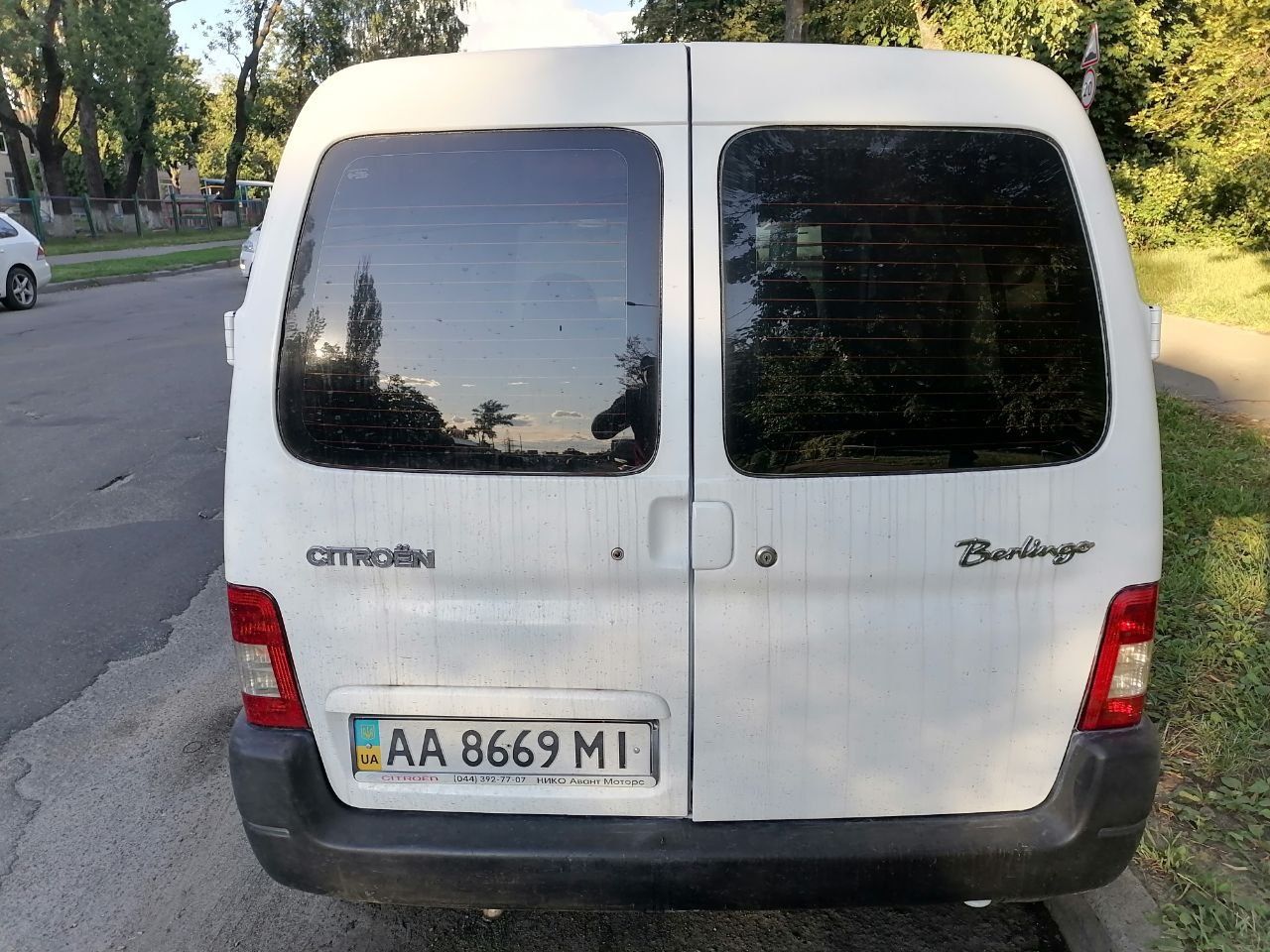 Авто Citroen Berlingo