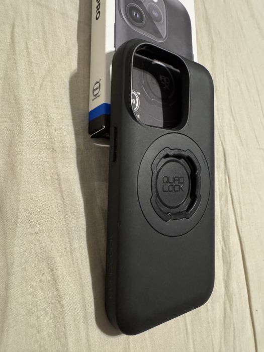 Etui Quad Lock MAG (magnetyczne) Iphone 14 PRO