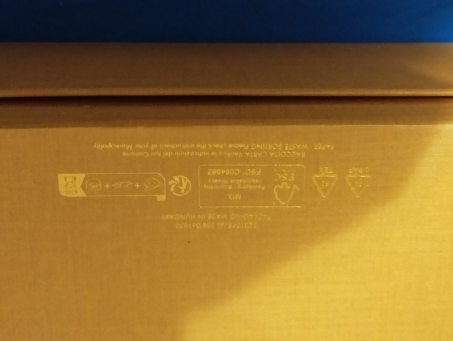 Коробки магнітні + пильники LOUIS VUITTON оригінал.