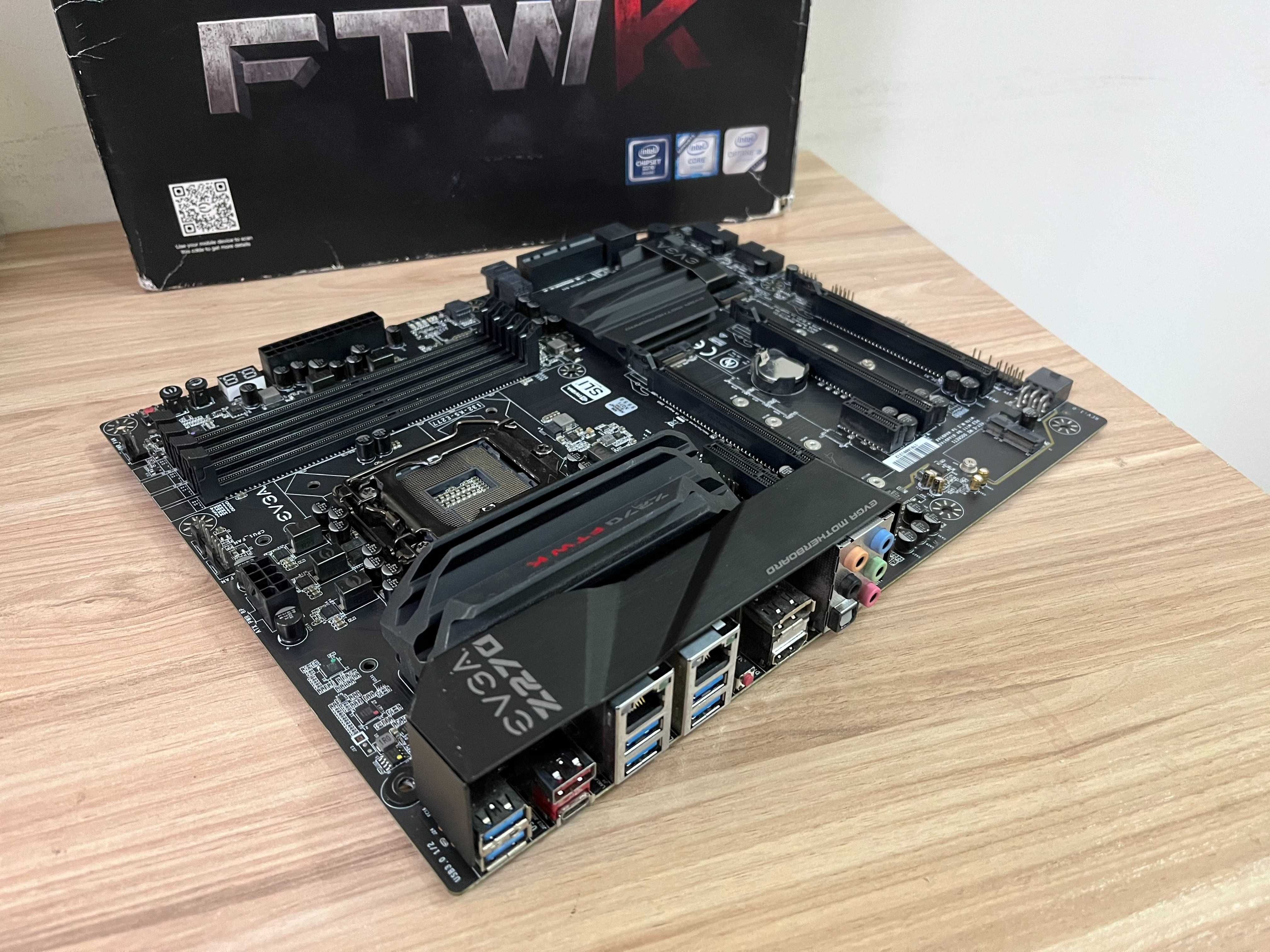 ТОП! Материнская плата EVGA Z270 FTW K s1151 DDR4 Core i7 XEON Support