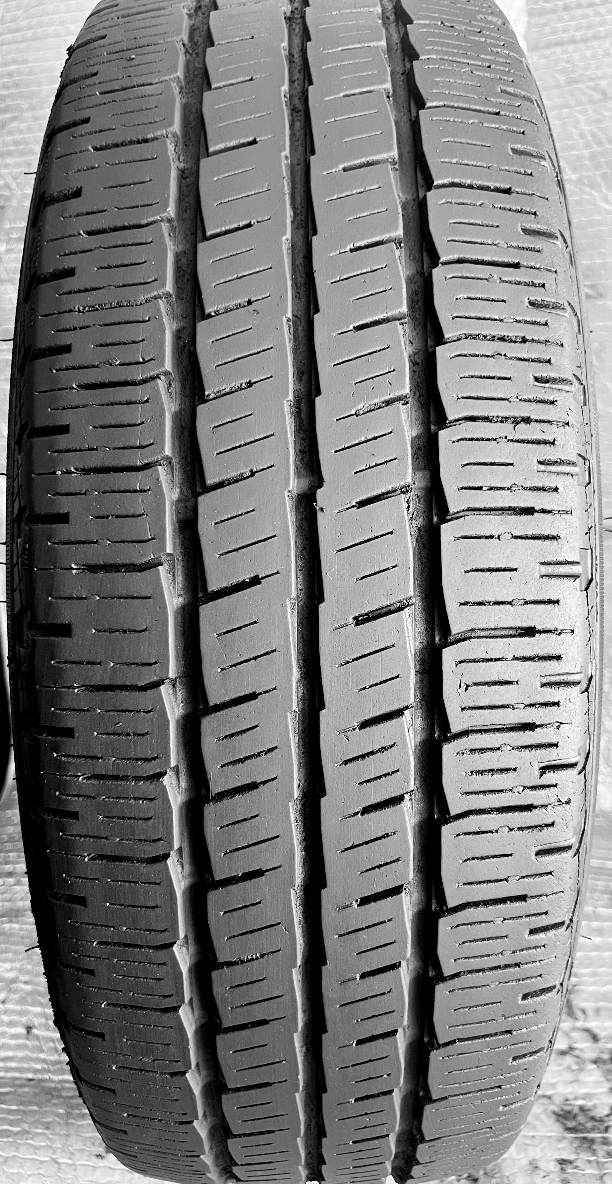 Шини Б/в 215.75.16c пара Pirelli