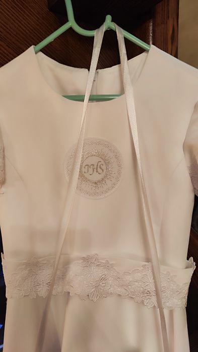 Dziewczęca alba komunijna 140 mysłowice kosztowy komplet okazja