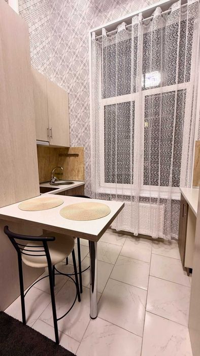 Гостинка," Бестужевские Сады", Французский бульвар, м. Киевская.