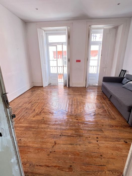 T4+1 | Príncipe Real | 130 m² | Muito independente | Cozinha equipada