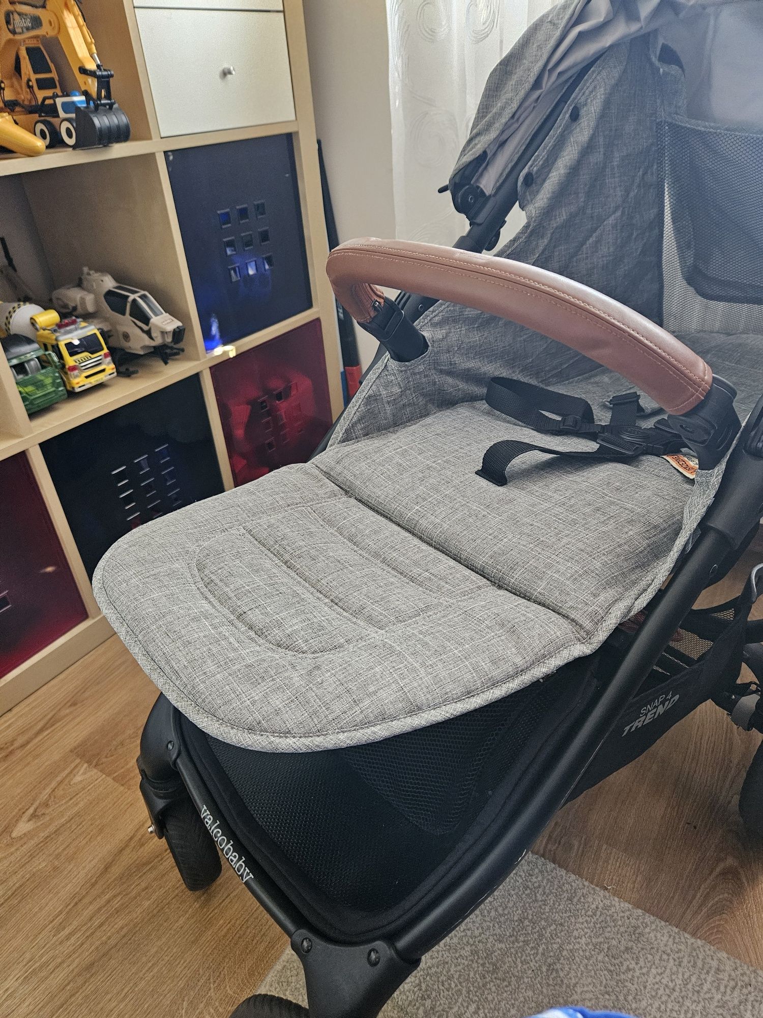 Wózek spacerówka Valco Baby Snap 4 trend szary