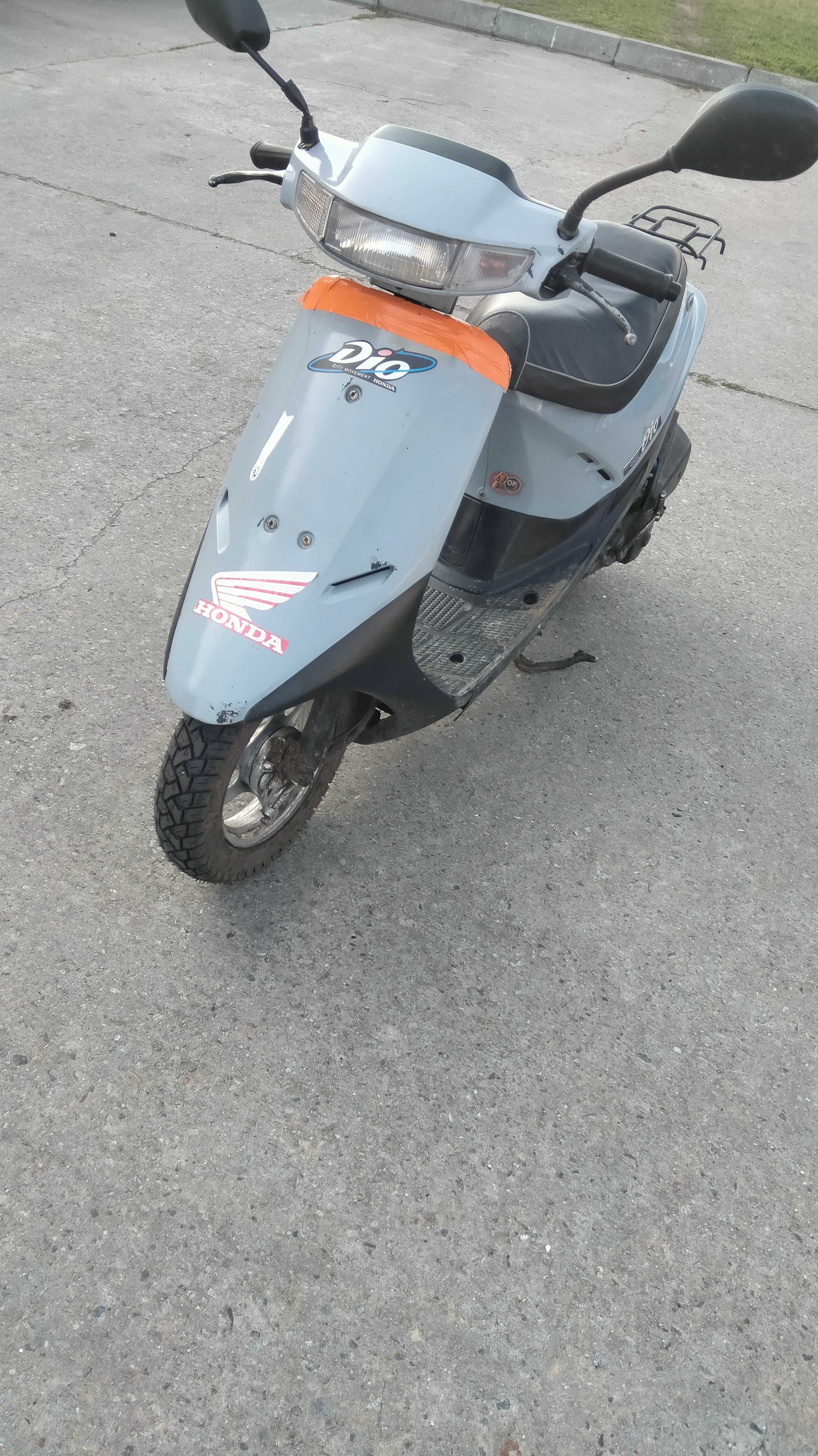 Мопед Honda dio 18