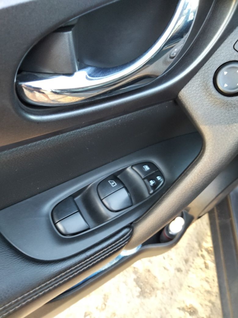 Продам Nissan rogue 2016 року