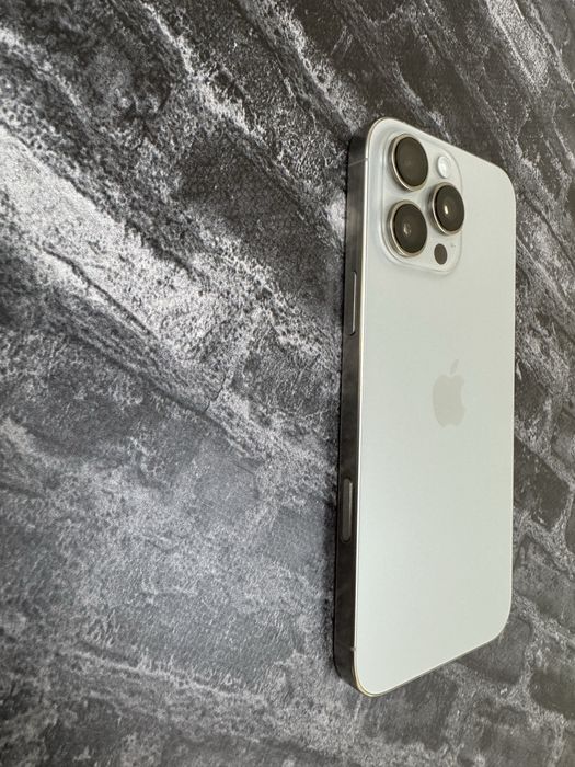 Iphone 16 Pro Max 256gb neverlock Natural Titanium Global 1100$