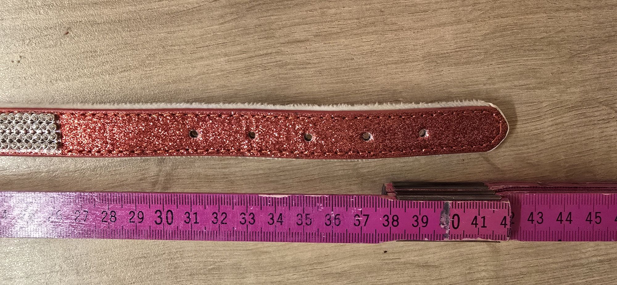 Obroża błyszcząca piękna, 31 - 39 cm