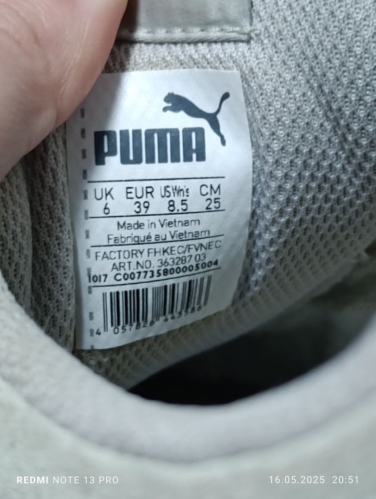 Puma кросівки  39 розмір..