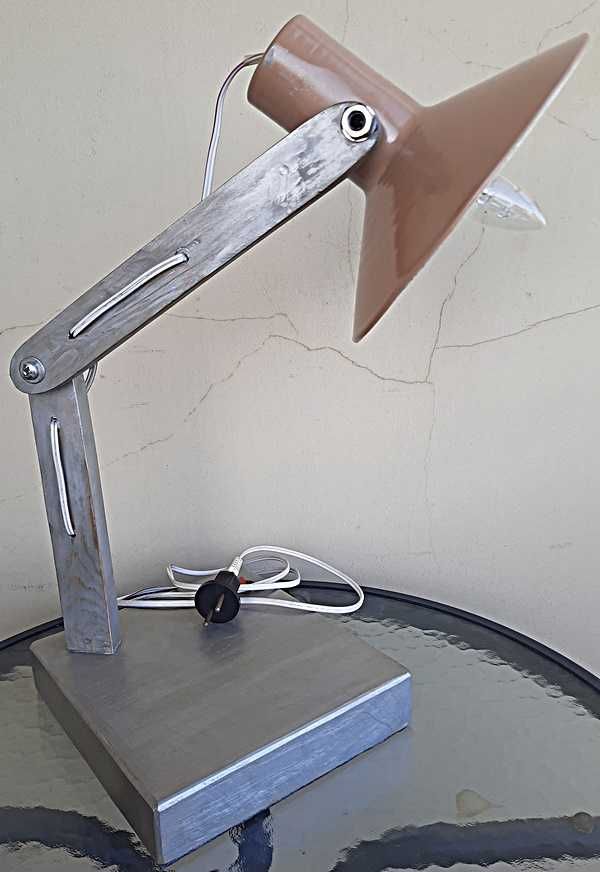 Lampa na biurko projekt " autorski "