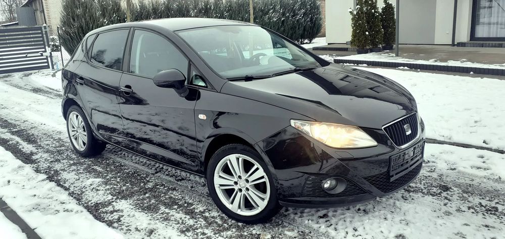 Seat Ibiza 1,4 mpi PDC grzane Fotele Sprowadzony Zarejestrowany w Stanie BDB