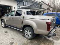 Isuzu D-Max 2019 r Automat ,4x4 diesel skórzana tapicerka