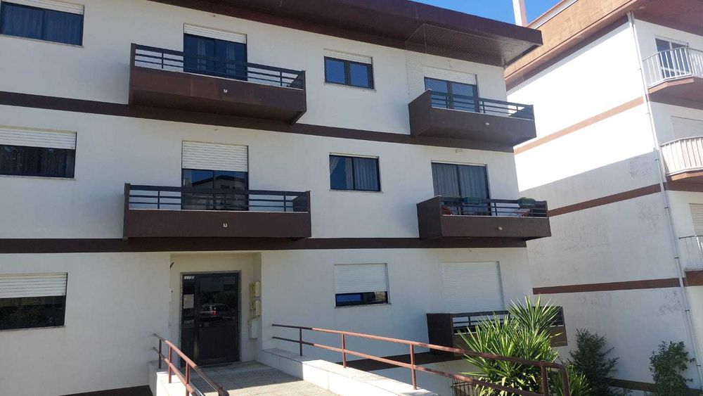 Aluga-se Apartamento T3 na Quinta do Chorão. Guimarota/Leiria