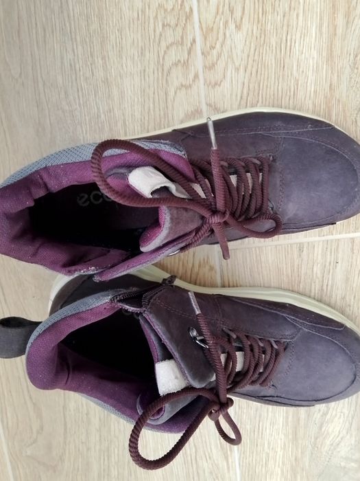 Мода і стиль/Жіноче взуття