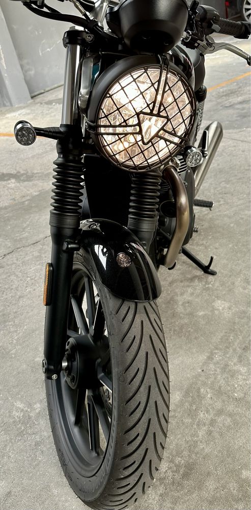 Triumph Speed Twin