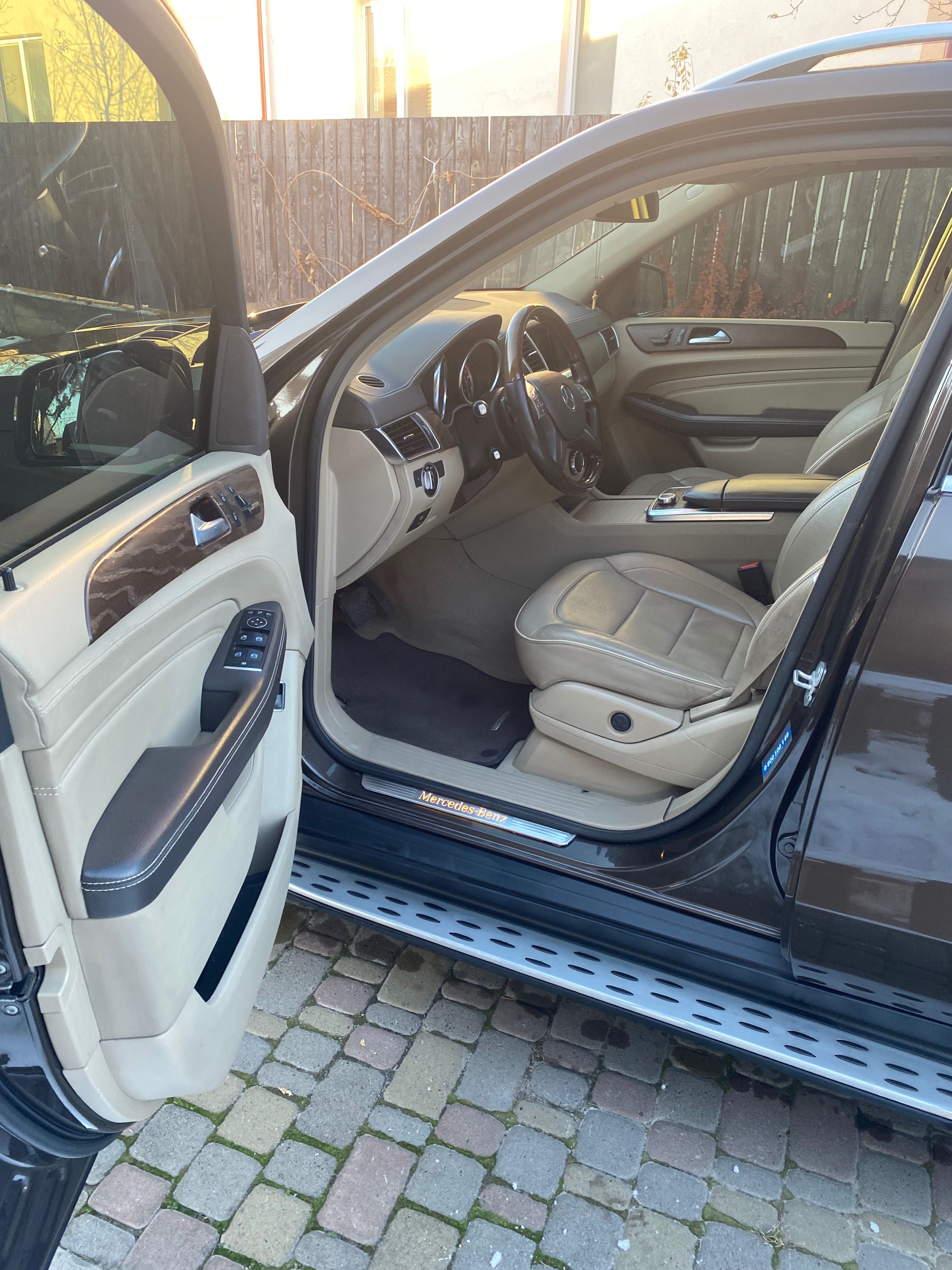 Меrecedes-Benz  ,ML-350 4 маtik  2012 р.
