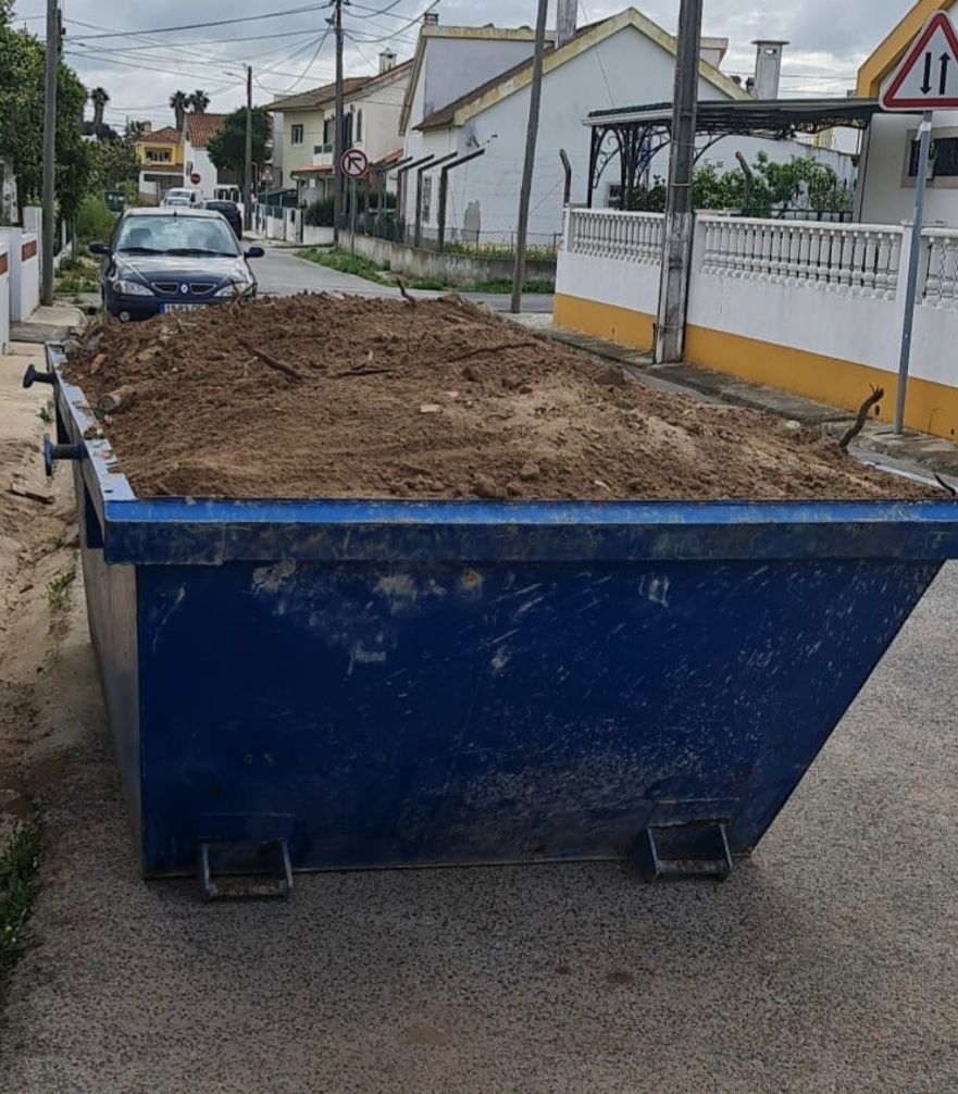 QUINTA do ANJO carrinhas e contentores para todo o tipo de entulho