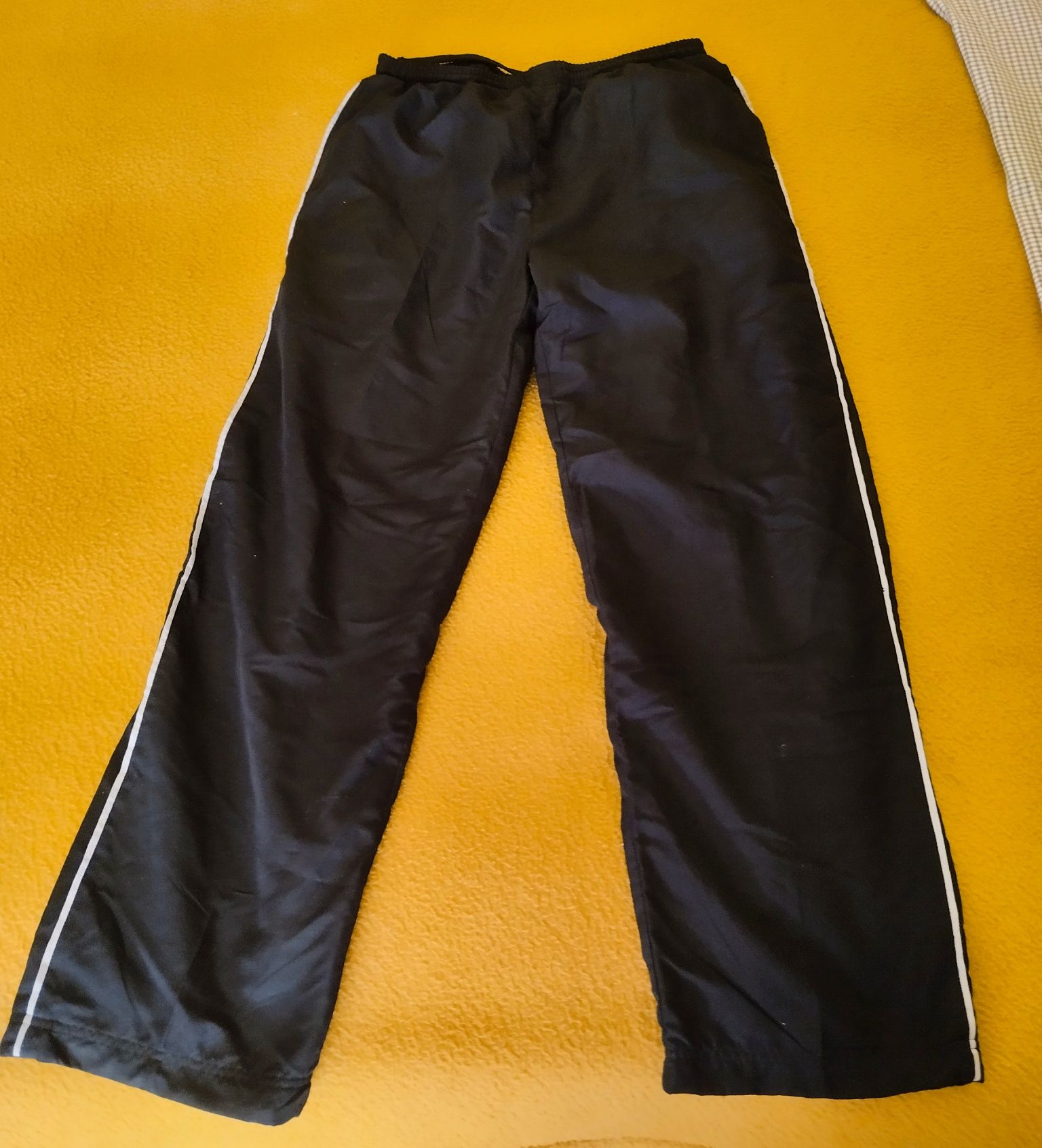 Vendo lote de 7 calças de desporto / fato de treino usadas