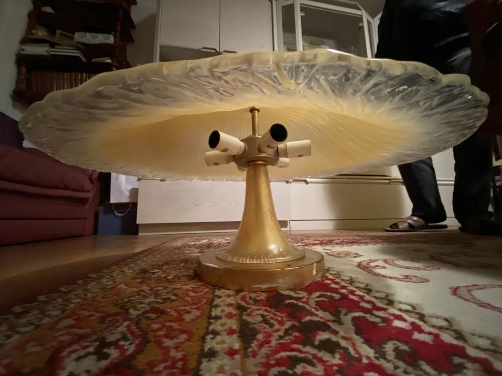 Lampa sufitowa typu AMPLA