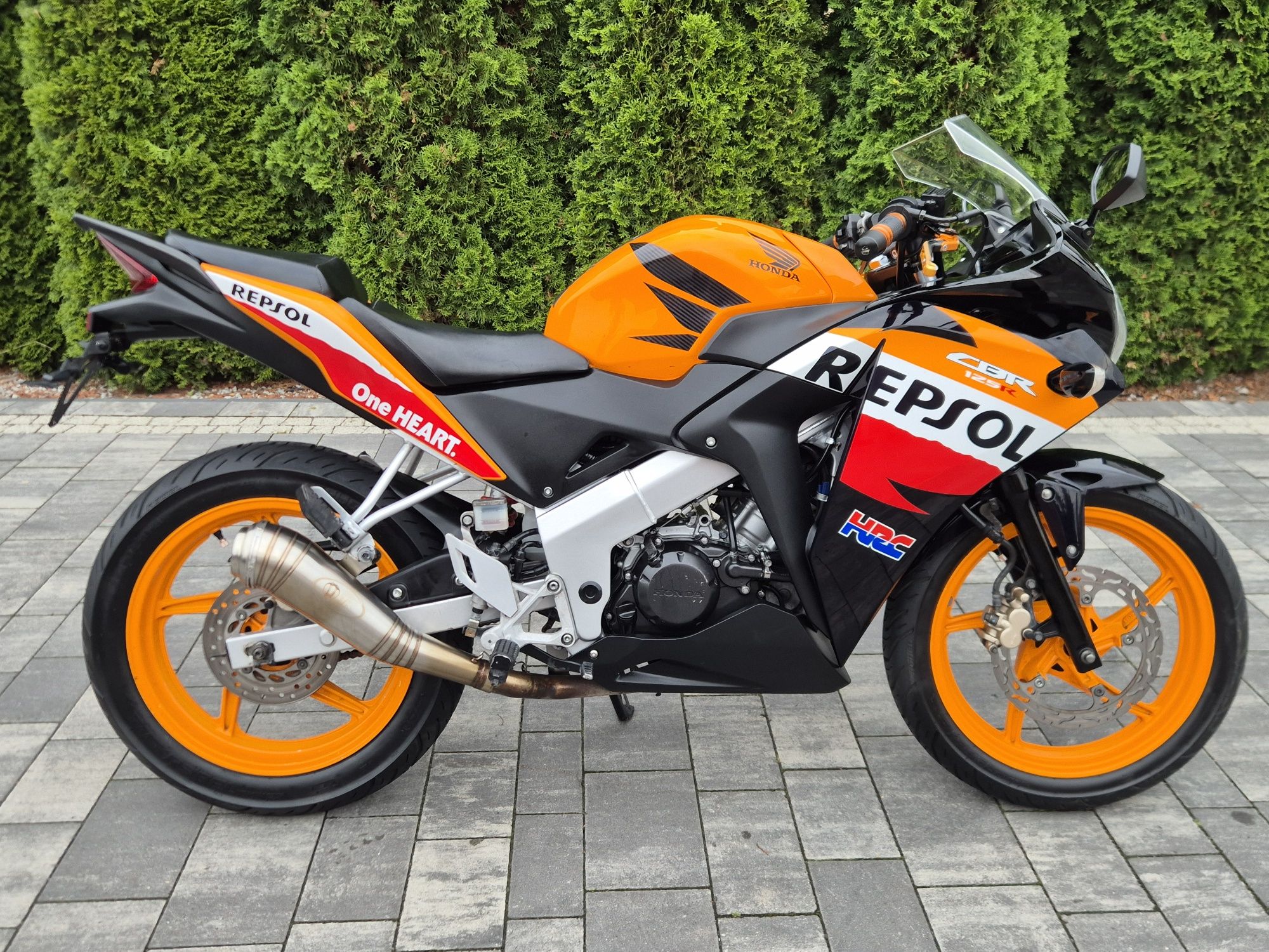 Honda CBR 125 R  Sportowy Wydech Kat B a1