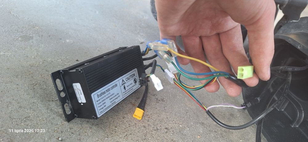 ducatti pro II evo hulajnoga elektryczna