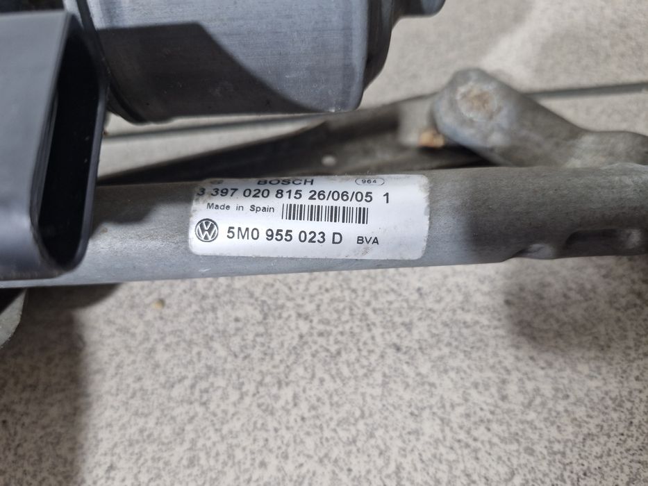 Mechanizm wycieraczek vw golf 5 plus