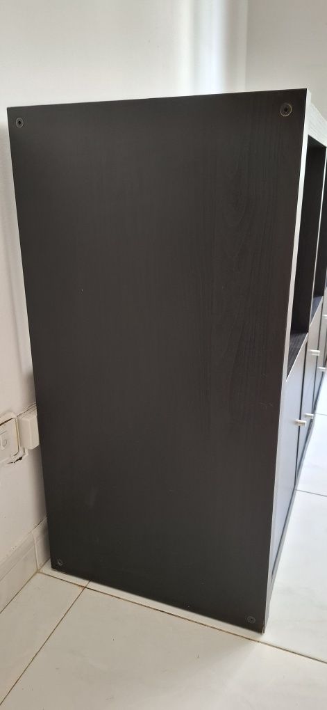 Móvel/ estante KALLAX ikea c/6 acessórios
