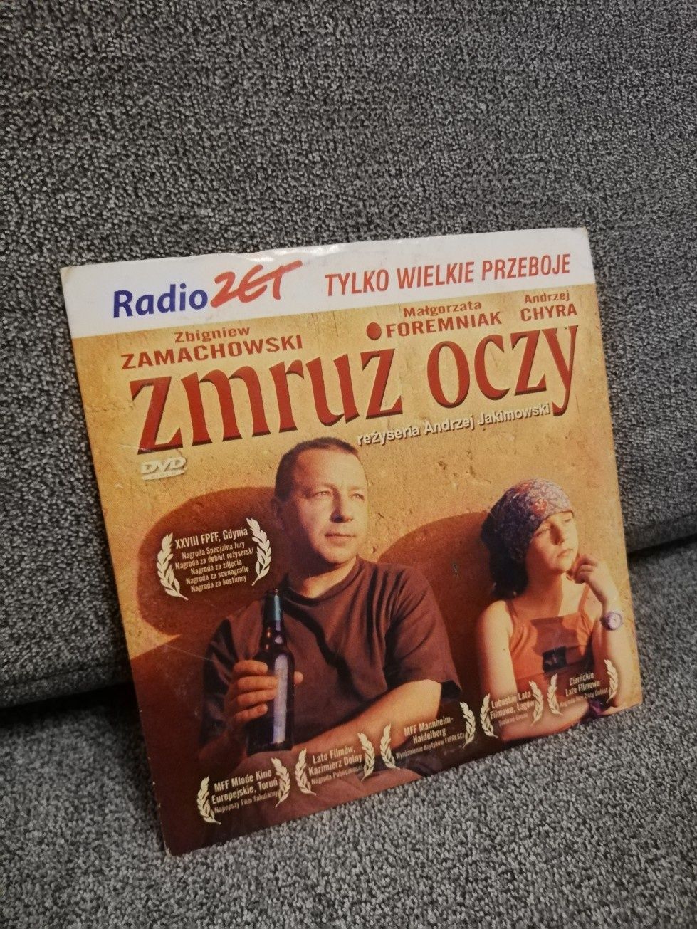 Zmruż oczy DVD wydanie kartonowe