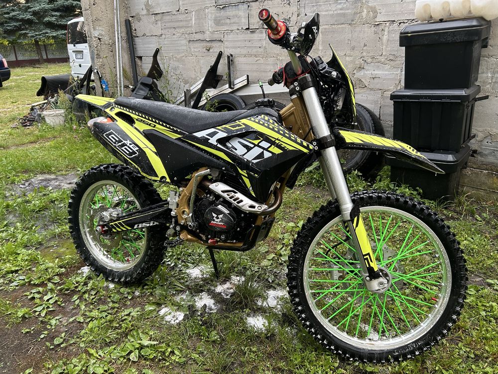 Cross Asix xb88 250cc 2025r led! 56mth stan bdb