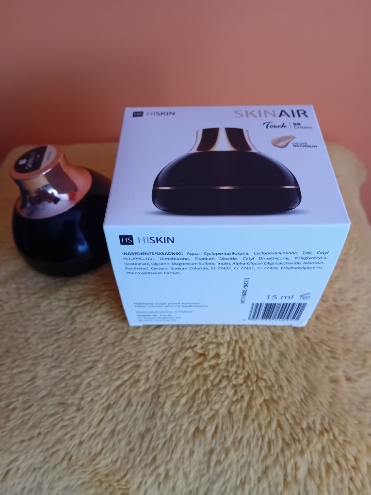 Nowy Krem -podklad kolor naturalny ,